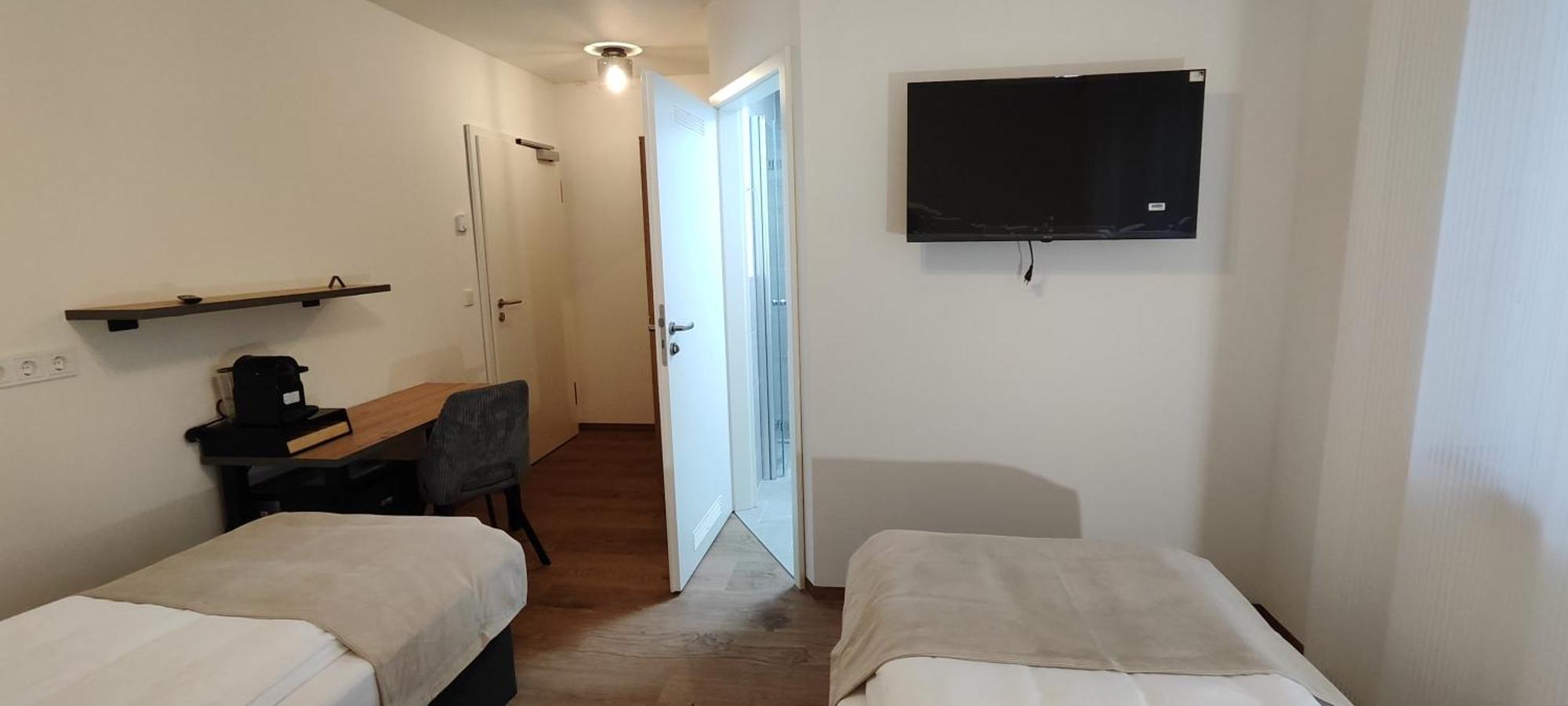 Apartments Seibel Doppel-Zweibettzimmer Mit Bad Reutlingen Esterno foto