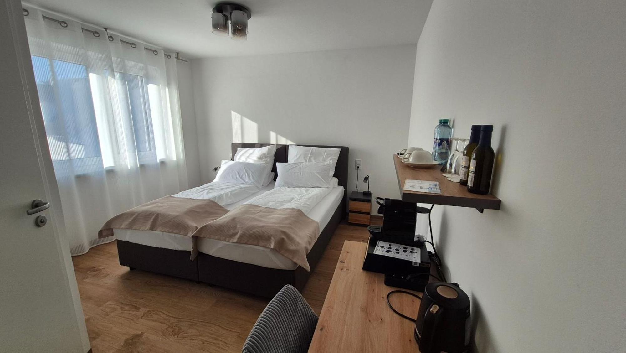 Apartments Seibel Doppel-Zweibettzimmer Mit Bad Reutlingen Esterno foto